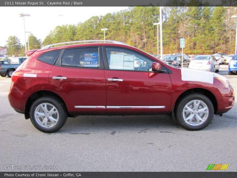 Cayenne Red / Black 2011 Nissan Rogue SV