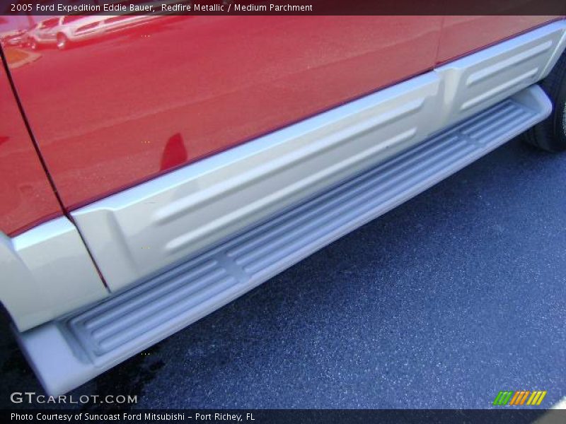 Redfire Metallic / Medium Parchment 2005 Ford Expedition Eddie Bauer