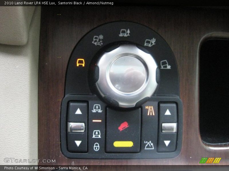 Controls of 2010 LR4 HSE Lux