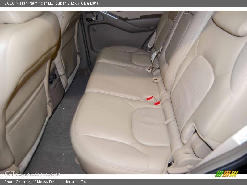 Super Black / Cafe Latte 2010 Nissan Pathfinder LE