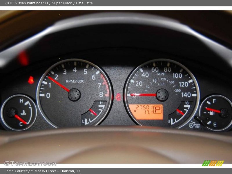 Super Black / Cafe Latte 2010 Nissan Pathfinder LE