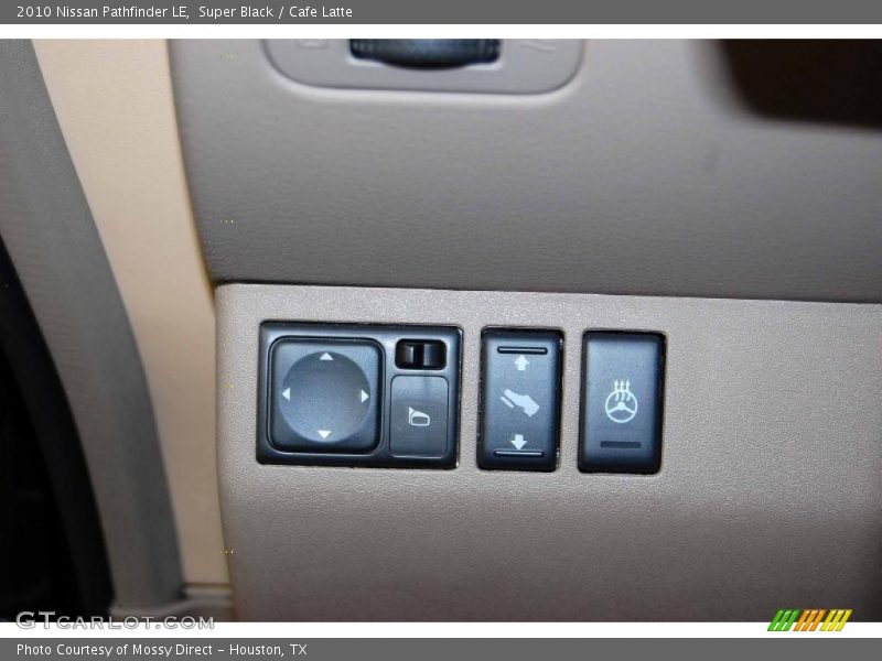 Super Black / Cafe Latte 2010 Nissan Pathfinder LE