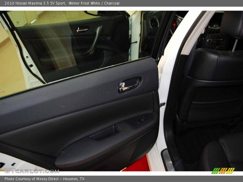Winter Frost White / Charcoal 2010 Nissan Maxima 3.5 SV Sport
