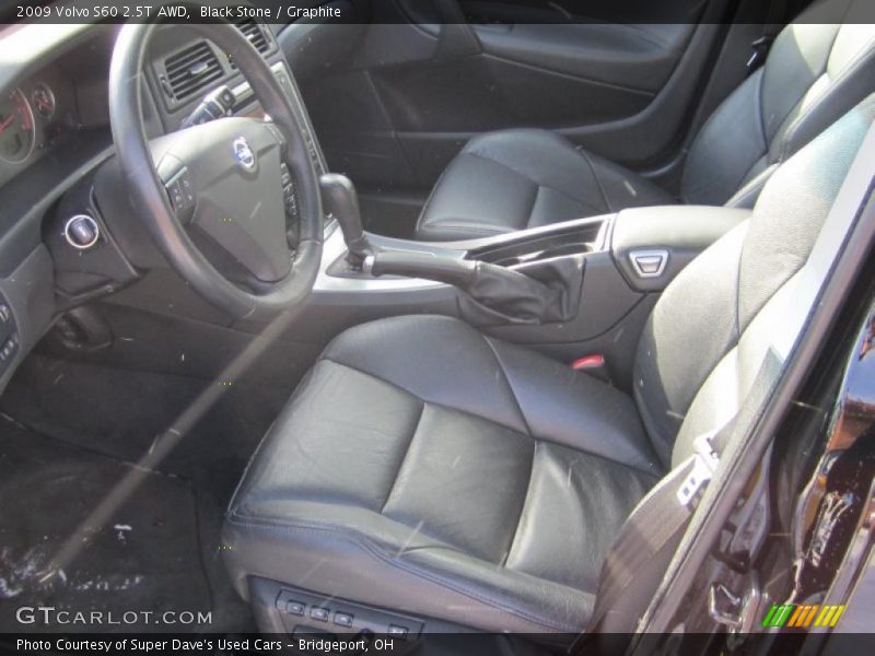  2009 S60 2.5T AWD Graphite Interior
