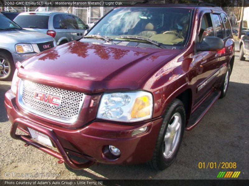 Monterey Maroon Metallic / Light Oak 2002 GMC Envoy SLT 4x4