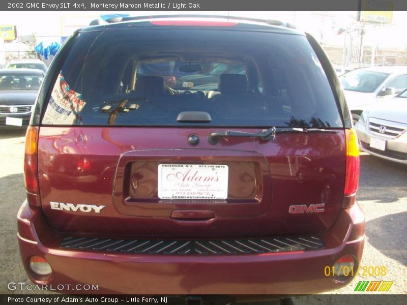 Monterey Maroon Metallic / Light Oak 2002 GMC Envoy SLT 4x4