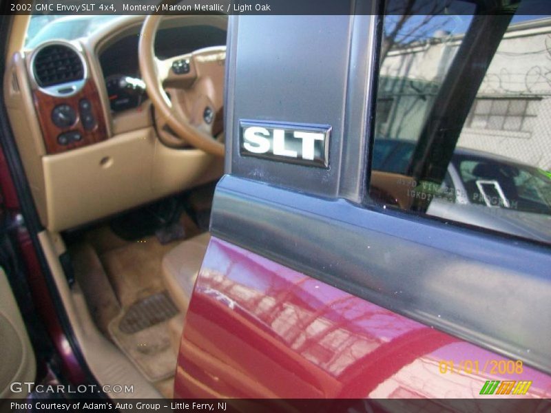 Monterey Maroon Metallic / Light Oak 2002 GMC Envoy SLT 4x4
