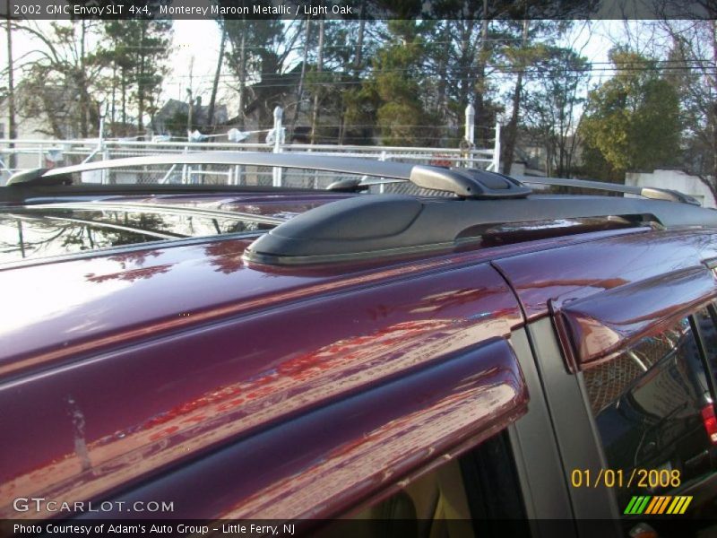 Monterey Maroon Metallic / Light Oak 2002 GMC Envoy SLT 4x4