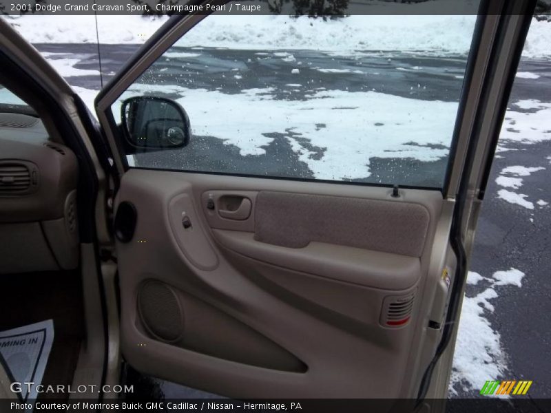 Champagne Pearl / Taupe 2001 Dodge Grand Caravan Sport