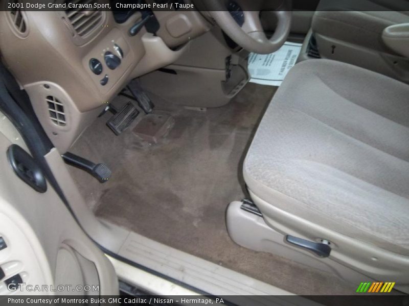 Champagne Pearl / Taupe 2001 Dodge Grand Caravan Sport