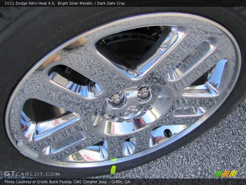 Bright Silver Metallic / Dark Slate Gray 2011 Dodge Nitro Heat 4.0