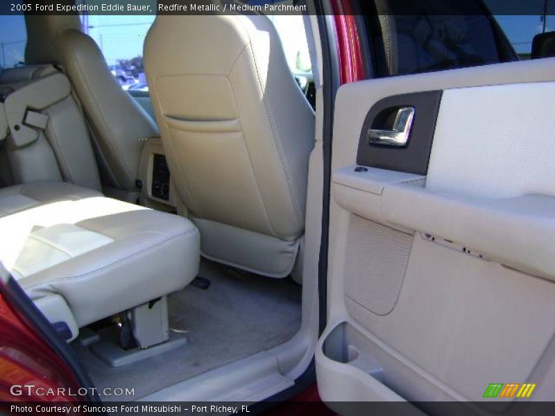 Redfire Metallic / Medium Parchment 2005 Ford Expedition Eddie Bauer