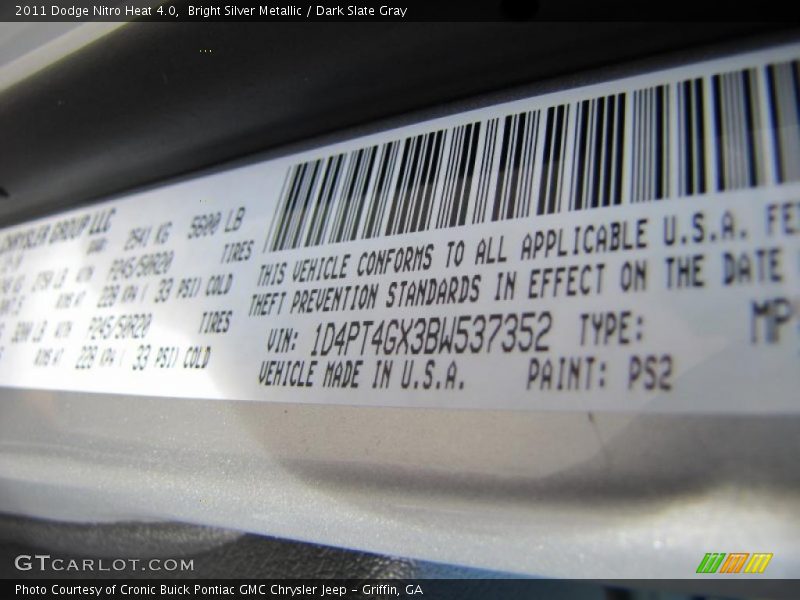 Bright Silver Metallic / Dark Slate Gray 2011 Dodge Nitro Heat 4.0