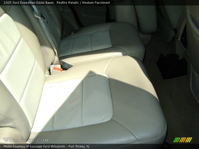 Redfire Metallic / Medium Parchment 2005 Ford Expedition Eddie Bauer