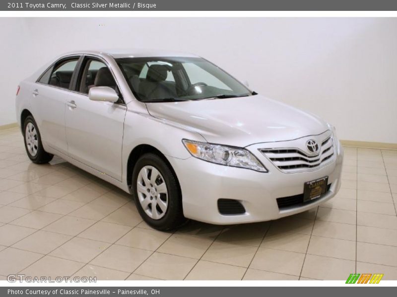 Classic Silver Metallic / Bisque 2011 Toyota Camry