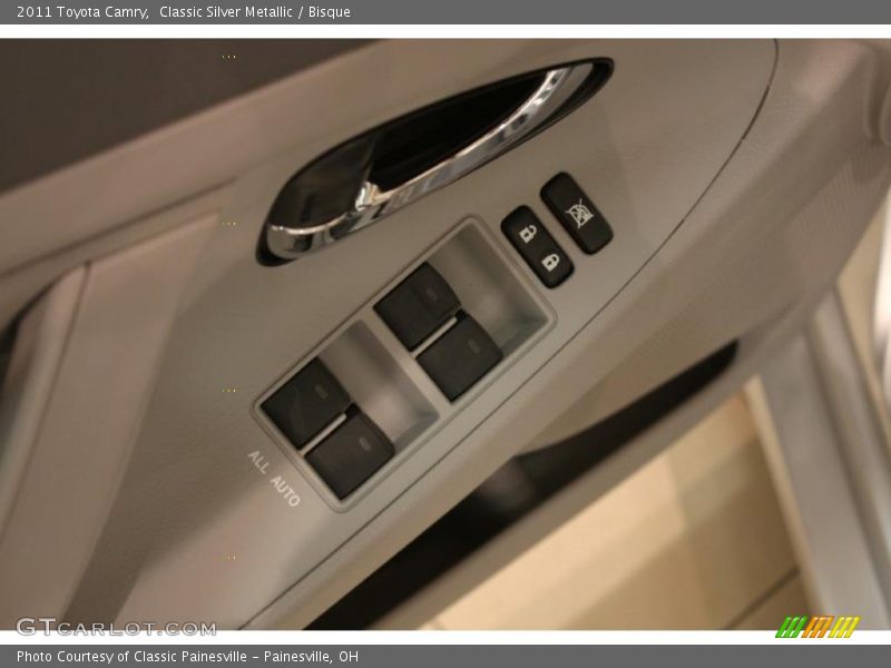 Classic Silver Metallic / Bisque 2011 Toyota Camry