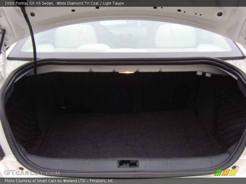 White Diamond Tri Coat / Light Taupe 2009 Pontiac G6 V6 Sedan