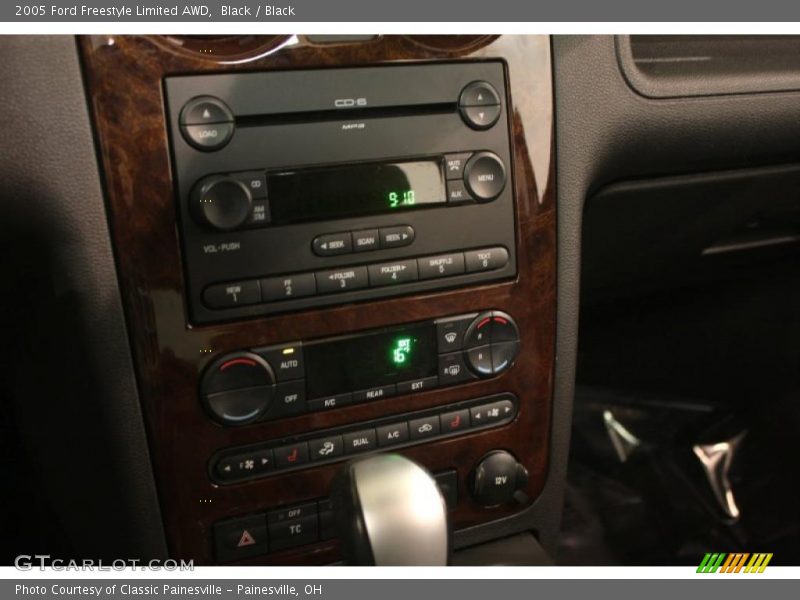 Black / Black 2005 Ford Freestyle Limited AWD