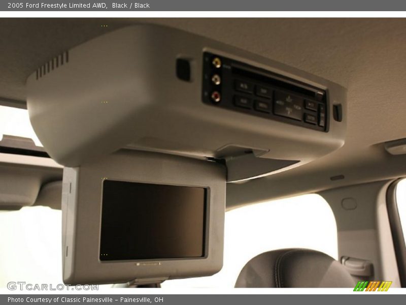 Black / Black 2005 Ford Freestyle Limited AWD