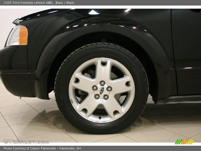 Black / Black 2005 Ford Freestyle Limited AWD