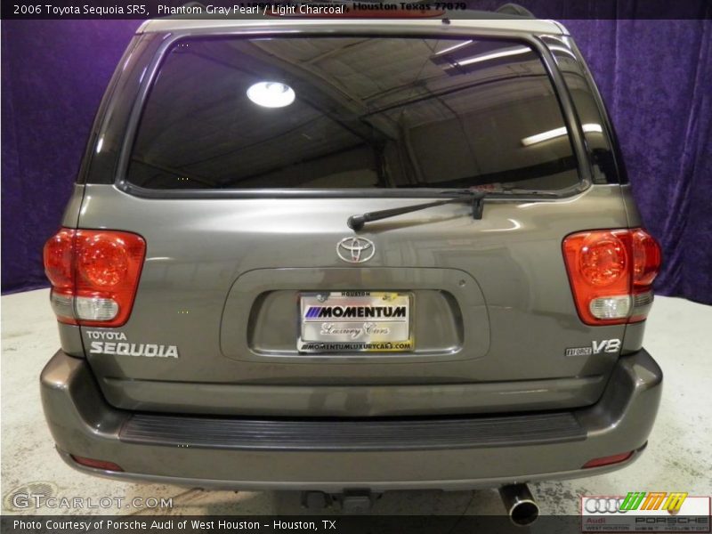 Phantom Gray Pearl / Light Charcoal 2006 Toyota Sequoia SR5