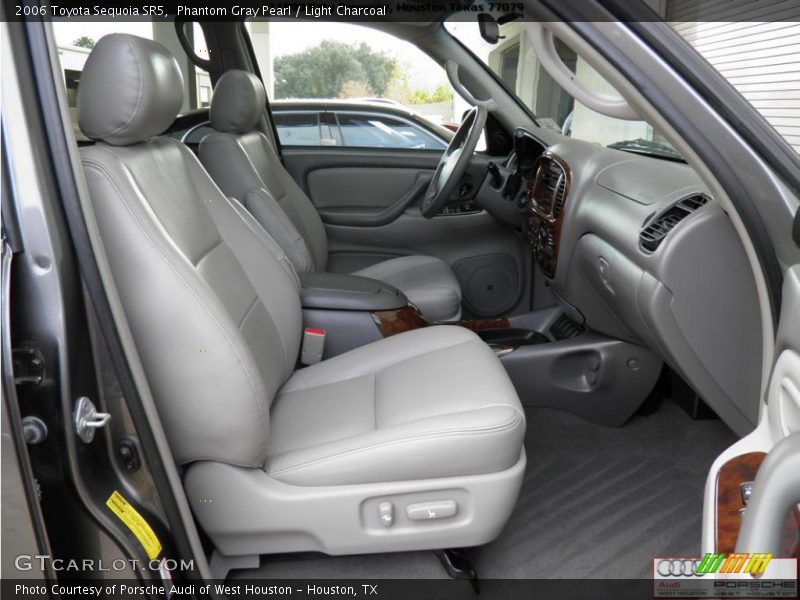 Phantom Gray Pearl / Light Charcoal 2006 Toyota Sequoia SR5