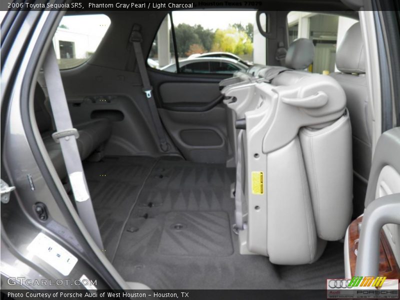 Phantom Gray Pearl / Light Charcoal 2006 Toyota Sequoia SR5