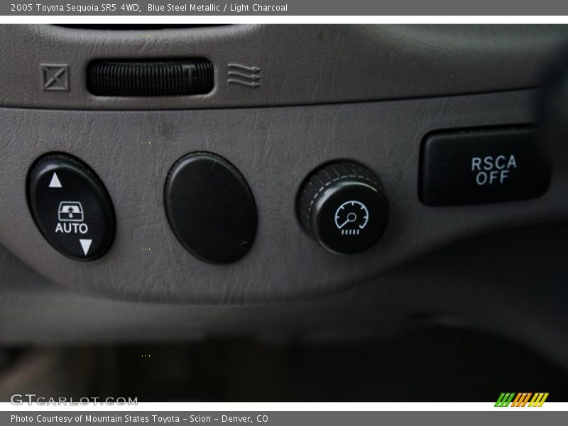 Blue Steel Metallic / Light Charcoal 2005 Toyota Sequoia SR5 4WD