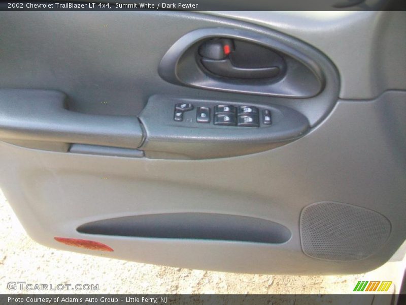 Summit White / Dark Pewter 2002 Chevrolet TrailBlazer LT 4x4