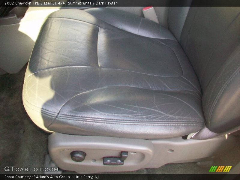 Summit White / Dark Pewter 2002 Chevrolet TrailBlazer LT 4x4