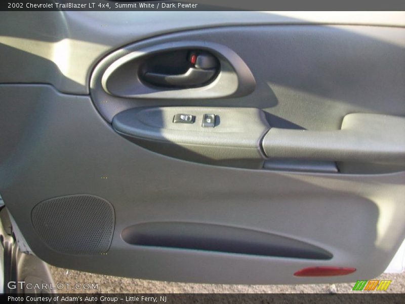 Summit White / Dark Pewter 2002 Chevrolet TrailBlazer LT 4x4