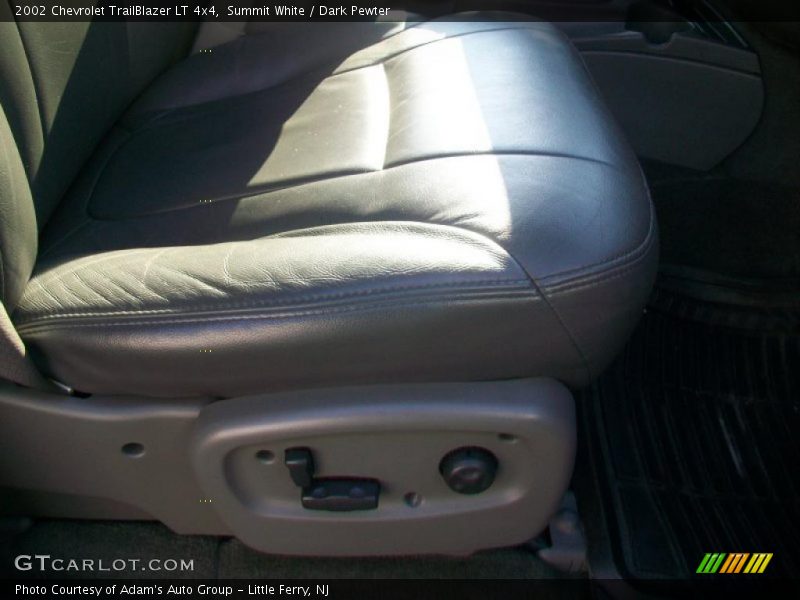 Summit White / Dark Pewter 2002 Chevrolet TrailBlazer LT 4x4