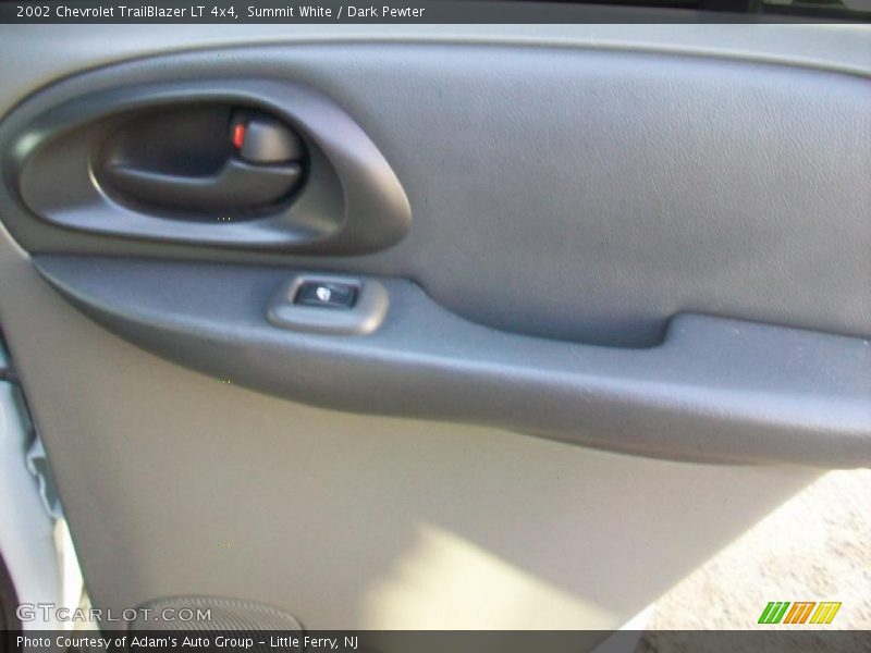 Summit White / Dark Pewter 2002 Chevrolet TrailBlazer LT 4x4