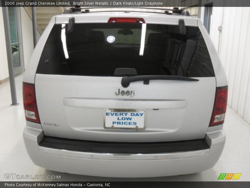 Bright Silver Metallic / Dark Khaki/Light Graystone 2006 Jeep Grand Cherokee Limited