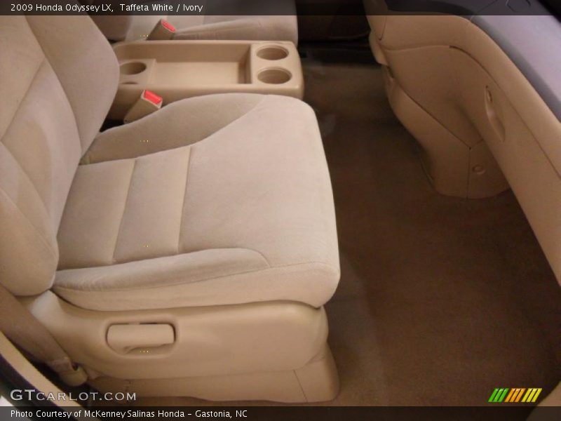 Taffeta White / Ivory 2009 Honda Odyssey LX