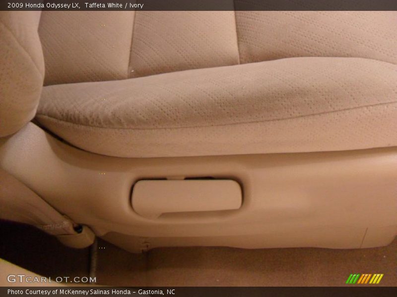 Taffeta White / Ivory 2009 Honda Odyssey LX