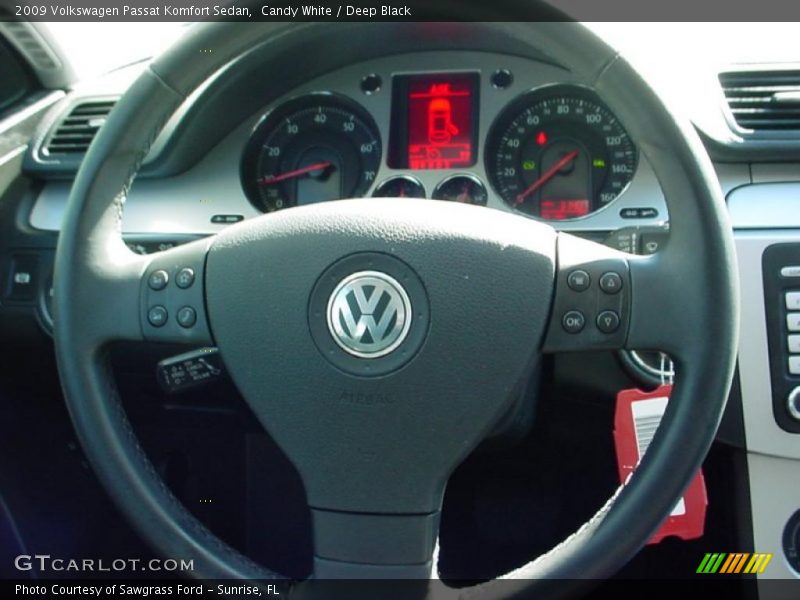 Candy White / Deep Black 2009 Volkswagen Passat Komfort Sedan