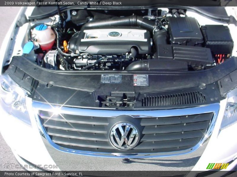 Candy White / Deep Black 2009 Volkswagen Passat Komfort Sedan