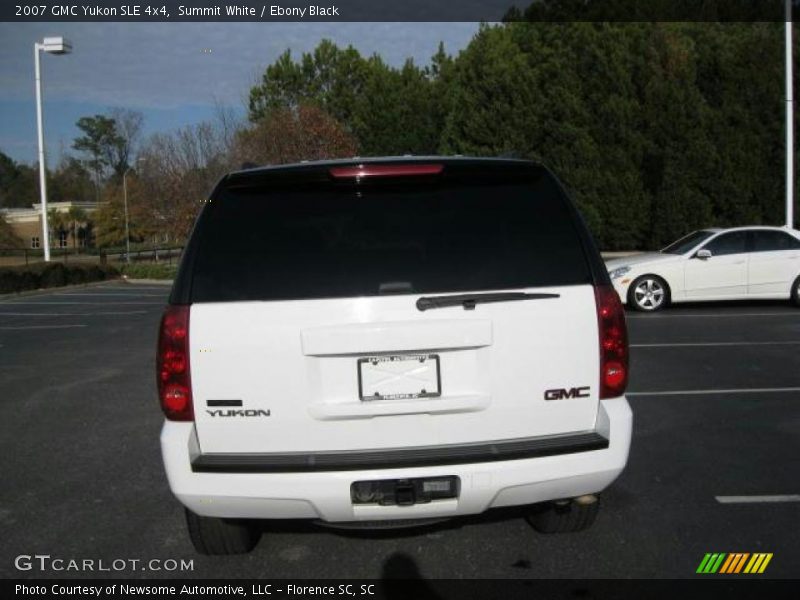 Summit White / Ebony Black 2007 GMC Yukon SLE 4x4