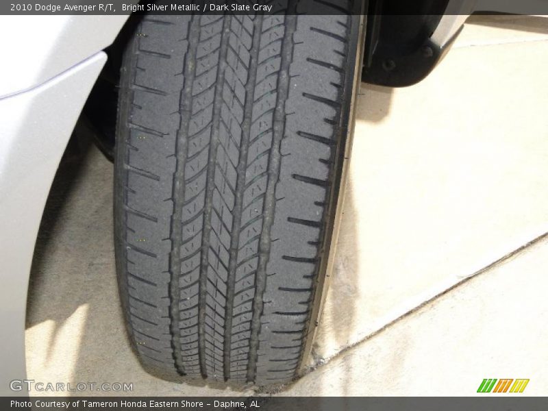 Bright Silver Metallic / Dark Slate Gray 2010 Dodge Avenger R/T