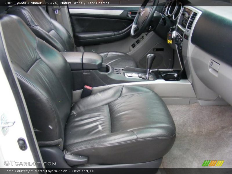 Natural White / Dark Charcoal 2005 Toyota 4Runner SR5 4x4