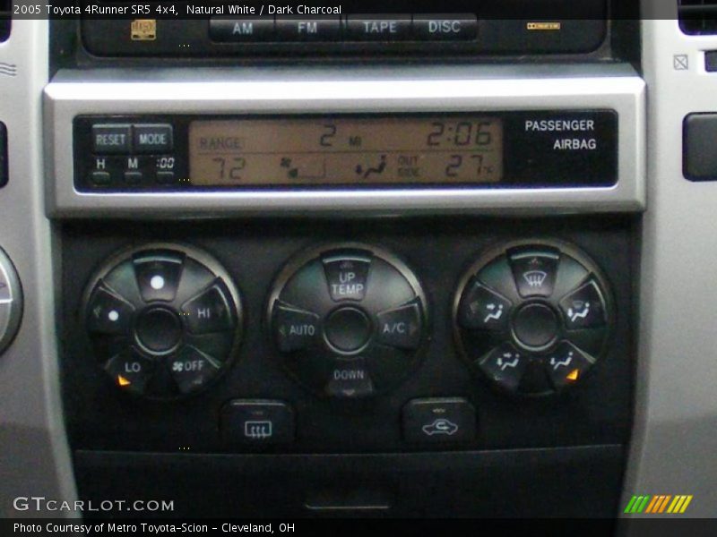 Natural White / Dark Charcoal 2005 Toyota 4Runner SR5 4x4