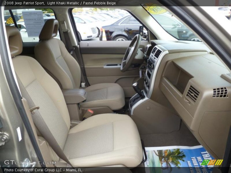 Light Khaki Metallic / Pastel Pebble Beige 2008 Jeep Patriot Sport