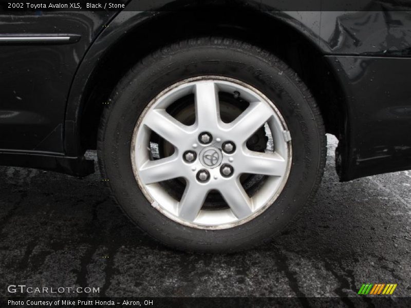 Black / Stone 2002 Toyota Avalon XLS