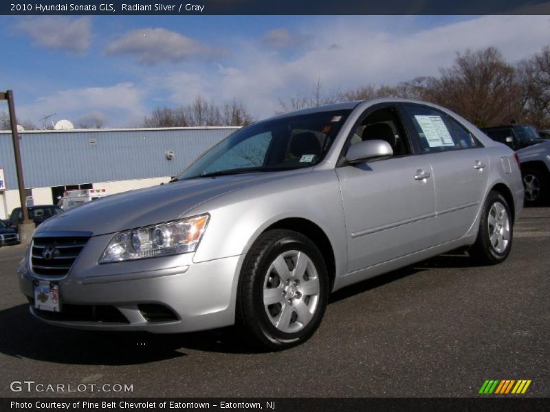 Radiant Silver / Gray 2010 Hyundai Sonata GLS
