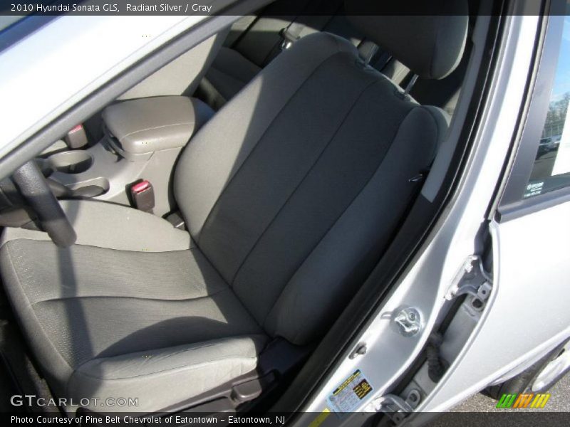 Radiant Silver / Gray 2010 Hyundai Sonata GLS