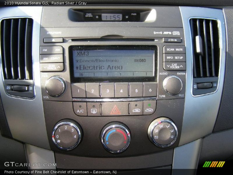 Radiant Silver / Gray 2010 Hyundai Sonata GLS