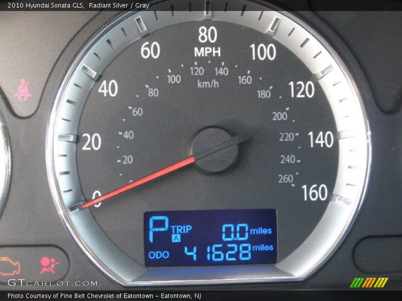 Radiant Silver / Gray 2010 Hyundai Sonata GLS