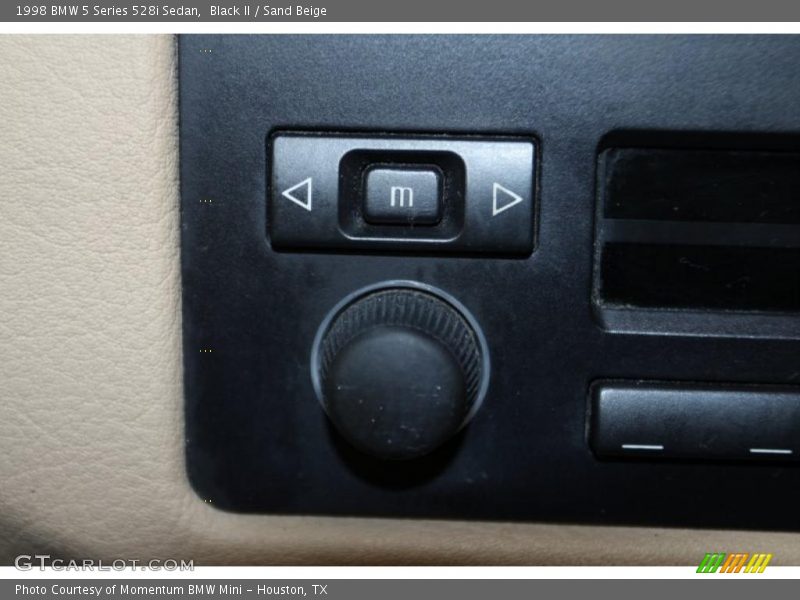 Black II / Sand Beige 1998 BMW 5 Series 528i Sedan