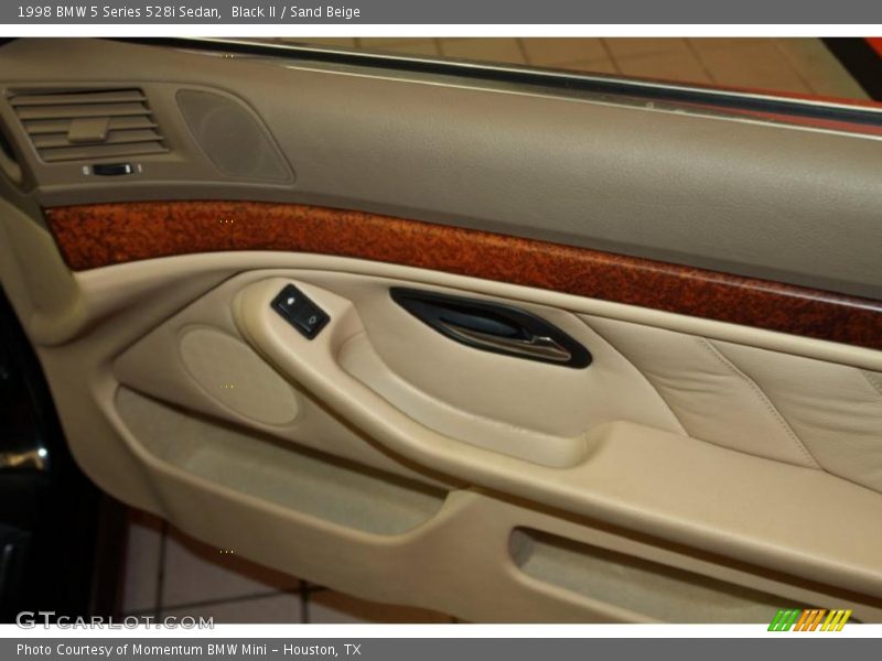 Black II / Sand Beige 1998 BMW 5 Series 528i Sedan